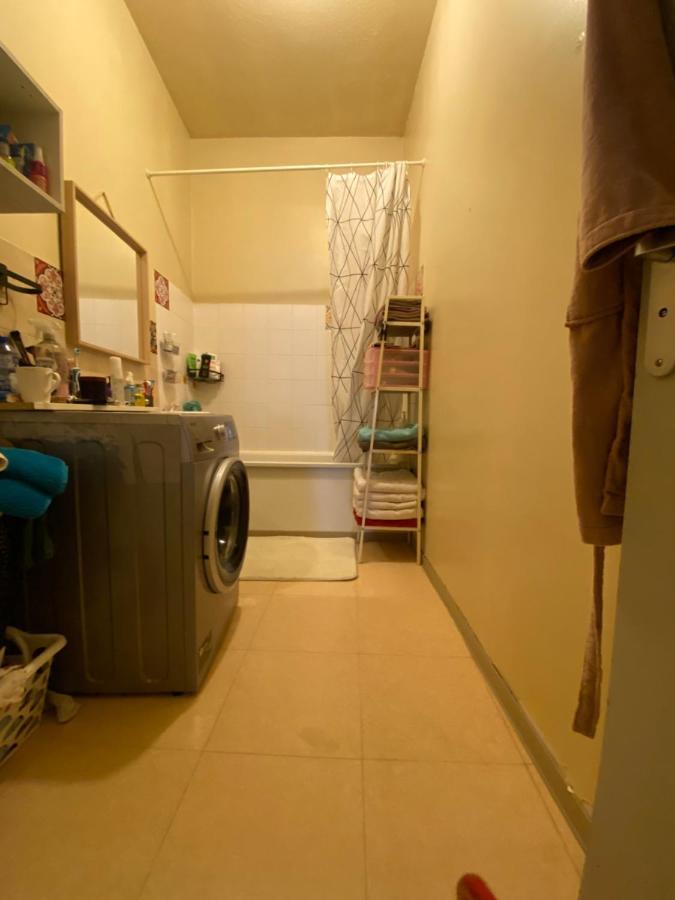 Ecusson Apartment มงต์เปอลิเยร์ ภายนอก รูปภาพ